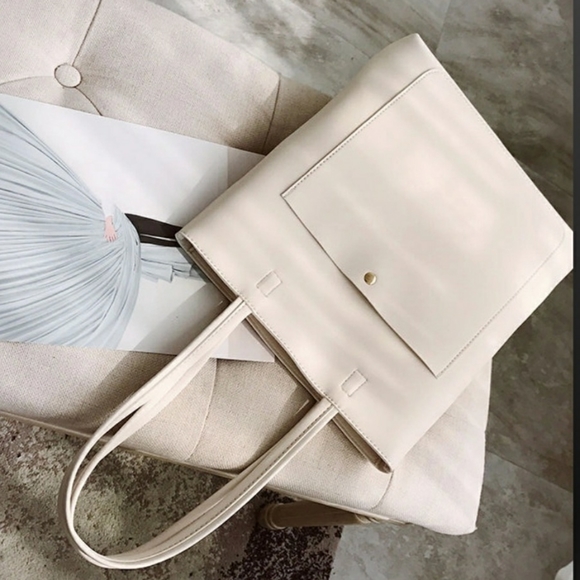 Tote bag With matching pompom key chain - Picture 6 of 9